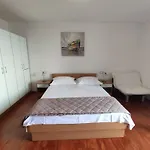 Tino 아파트